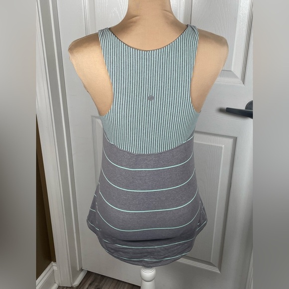 LULULEMON Green & Gray Striped Racerback Tank Top Size 6 - Picture 6 of 8